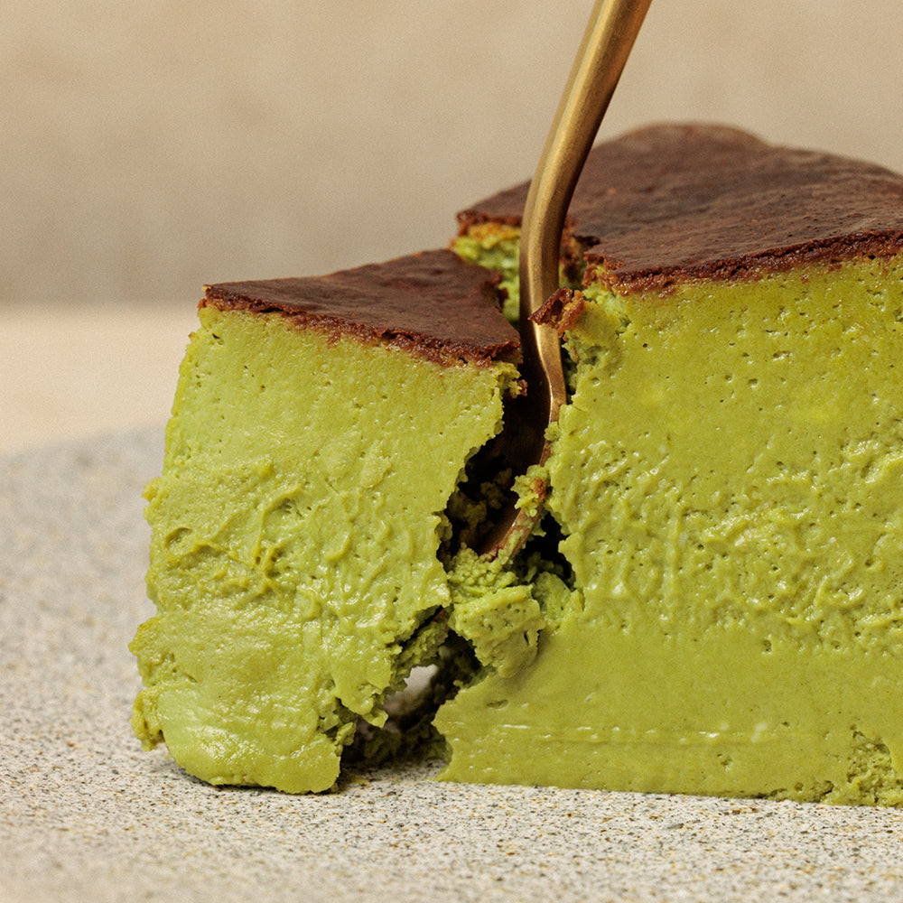 抹茶のバスクチーズケーキ